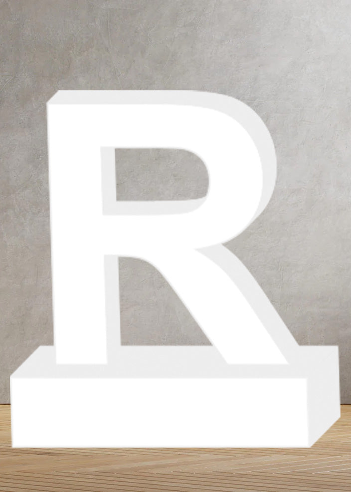 R